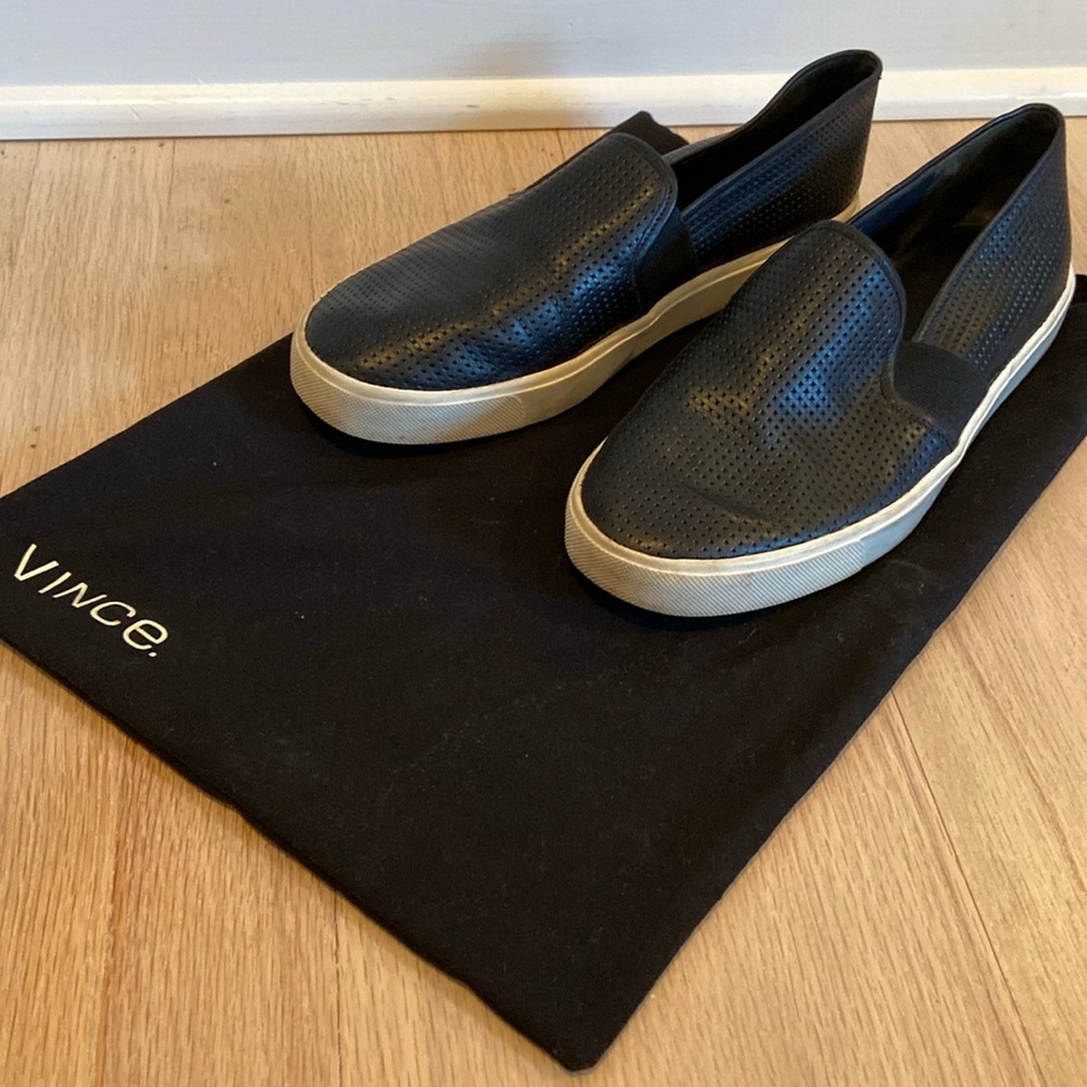 Vince Black Leather Slip On Fletcher Leather Sneaker Size 37 US Size 7